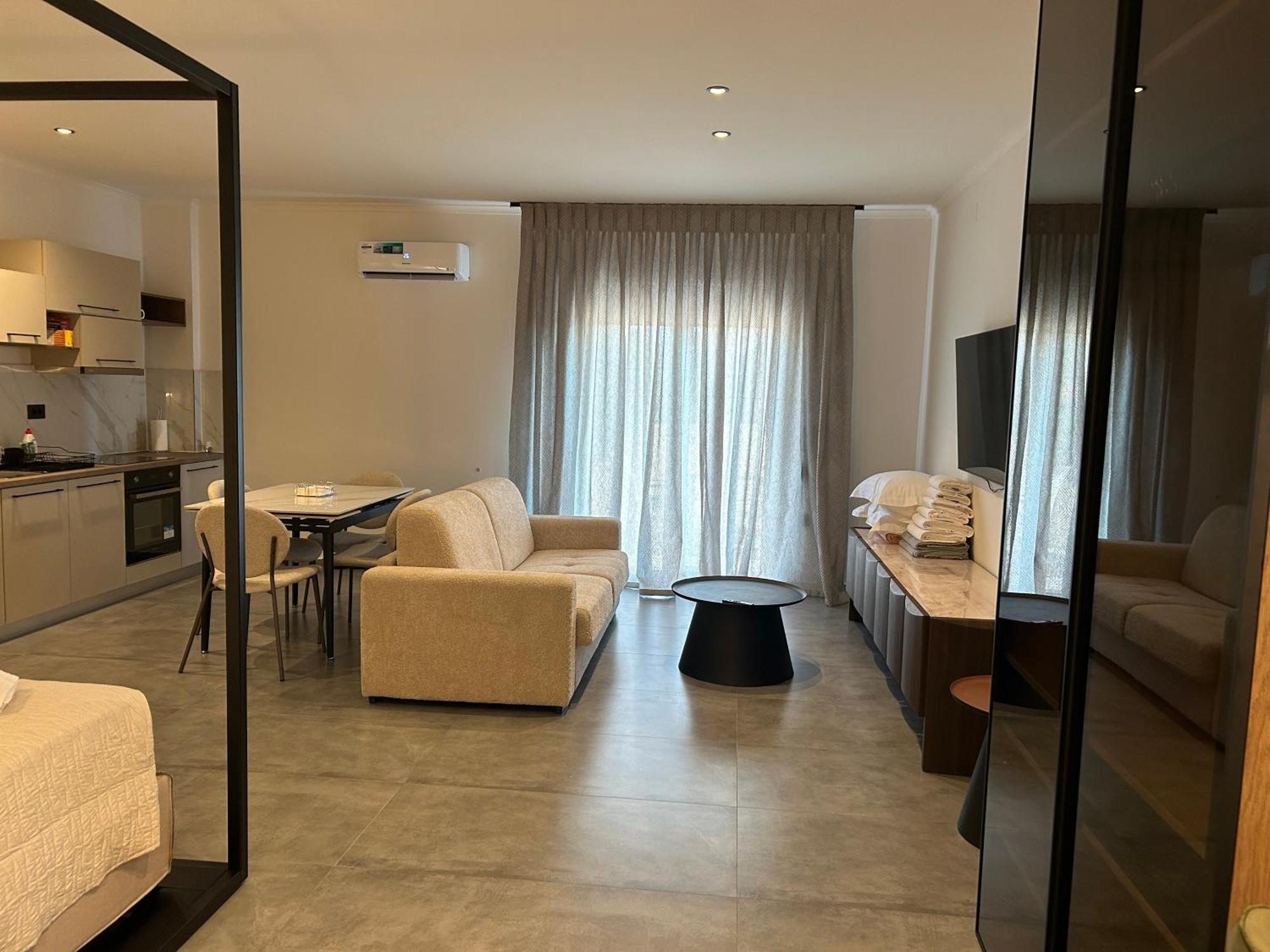 X Luxury Suites อาร์กอสโตลี ภายนอก รูปภาพ