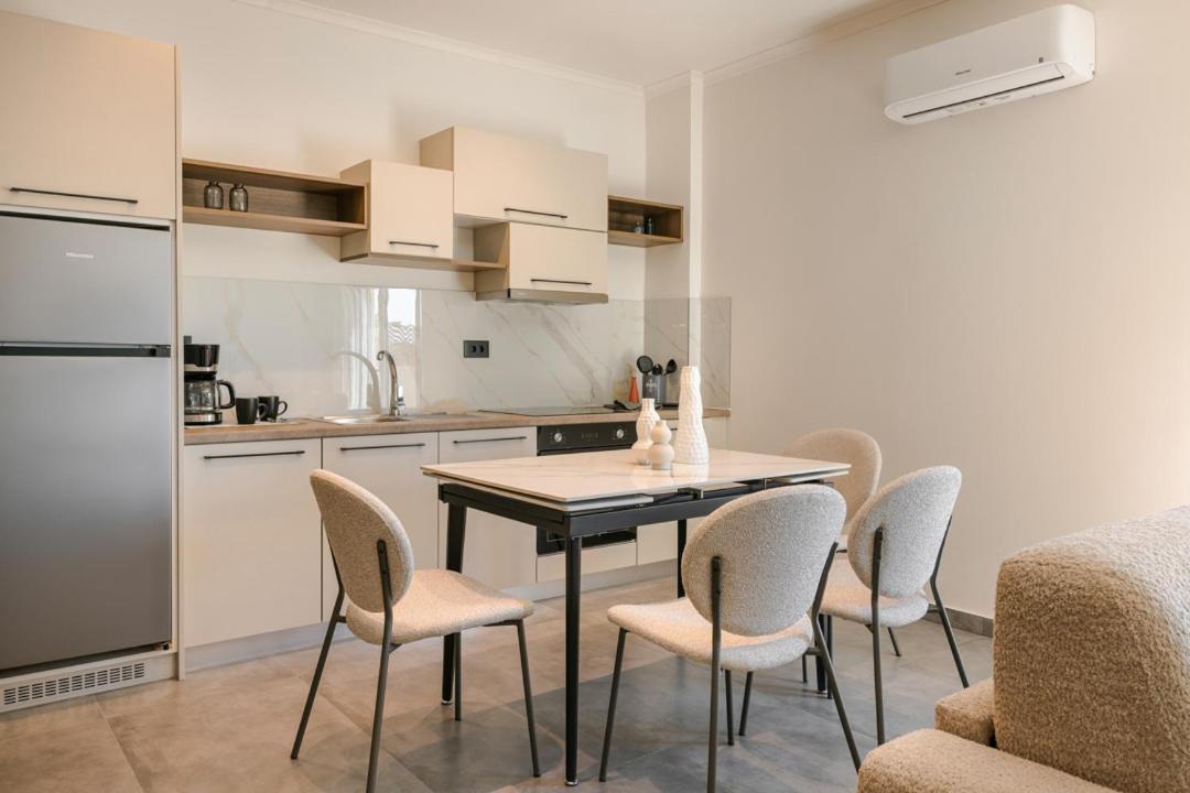 X Luxury Suites อาร์กอสโตลี ภายนอก รูปภาพ